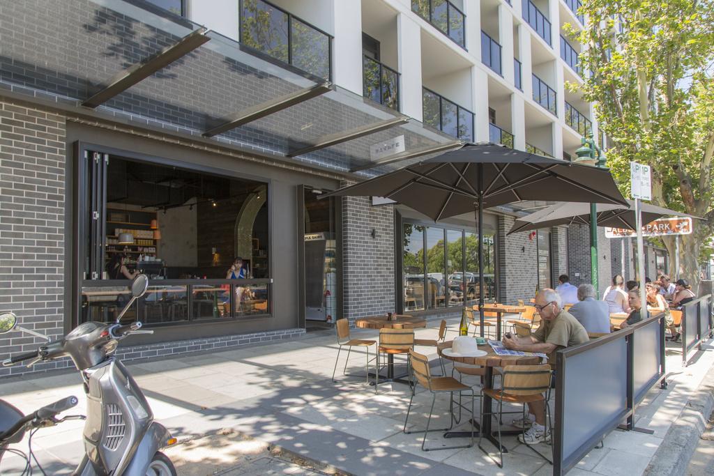 ☆ Heart Of St Kilda ☆ Infinity Pool+Parking+Wifi Appartement Melbourne Buitenkant foto