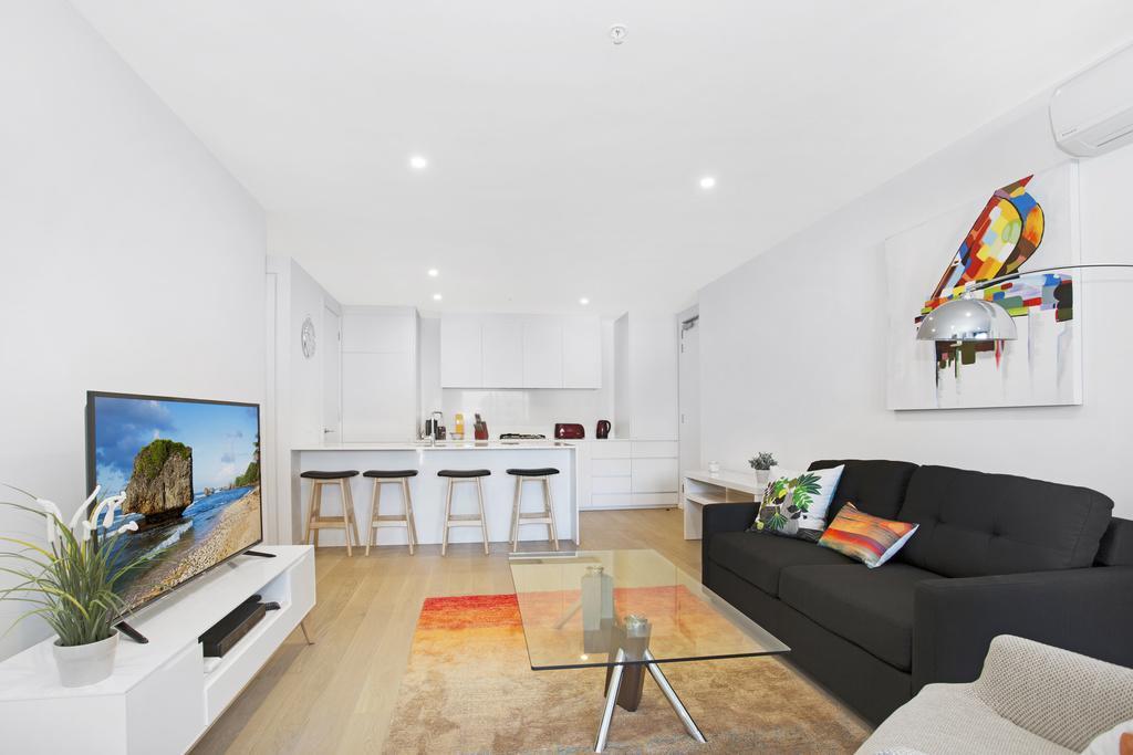 ☆ Heart Of St Kilda ☆ Infinity Pool+Parking+Wifi Appartement Melbourne Buitenkant foto